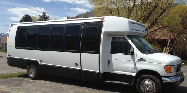 Jackson Grand Targhee Ski Bus 10 hr - Image 4