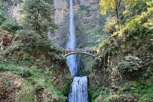 Portland Multnomah Falls and Columbia Gorge Tour - Image 1