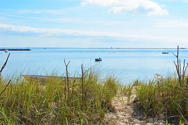 Provincetown and Cape Cod Ferry from Boston - Image 5