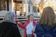 Williamsburg Christmas Traditions Walking Tour thumbnail 1