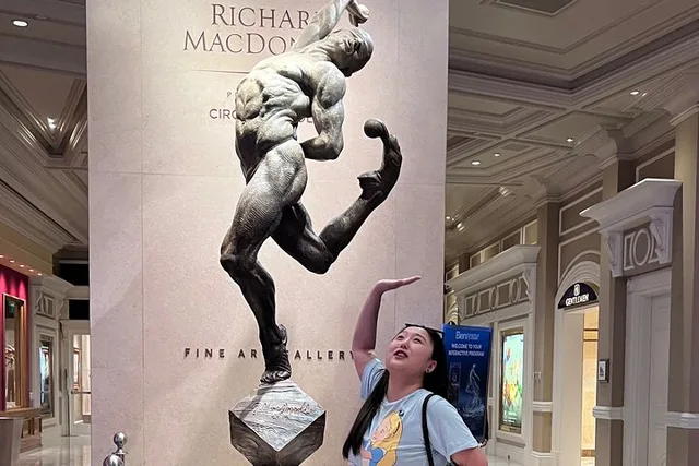 Las Vegas Scavenger Hunt - Image 4