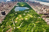 New York Escape Game Through Iconic Places thumbnail 3