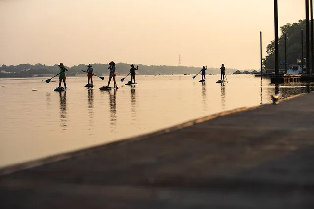 Louisville River Paddleboarding Tour - Image 5