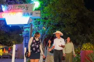 Austin Driving Tour with Sunset Boat Cruise thumbnail 3