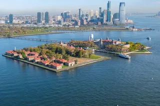 New York Statue of Liberty and Ellis Island Tour