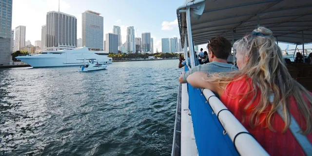 Miami City Tour and Biscayne Bay Cruise - Image 4