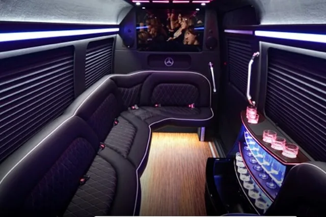 Fort Lauderdale Party Bus Tour 3 hr - Image 1