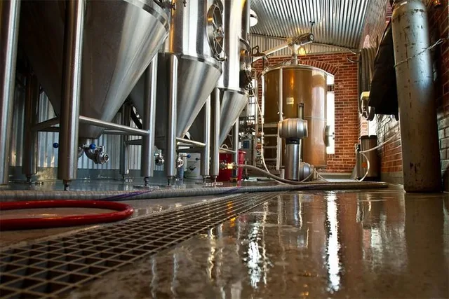 Arizona Brewery and Vineyard Tour - Image 6