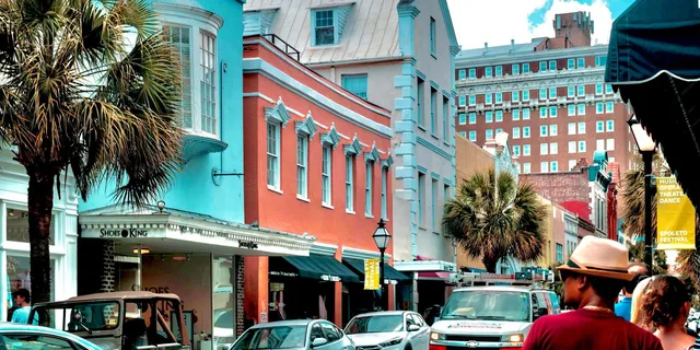 Charleston Brunch Food Tour - Image 4