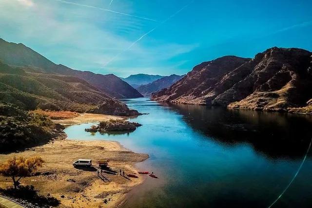 Black Canyon Motorized Raft Tour - Image 3