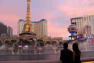 Las Vegas Strip Walking Tour with Photos and Champagne