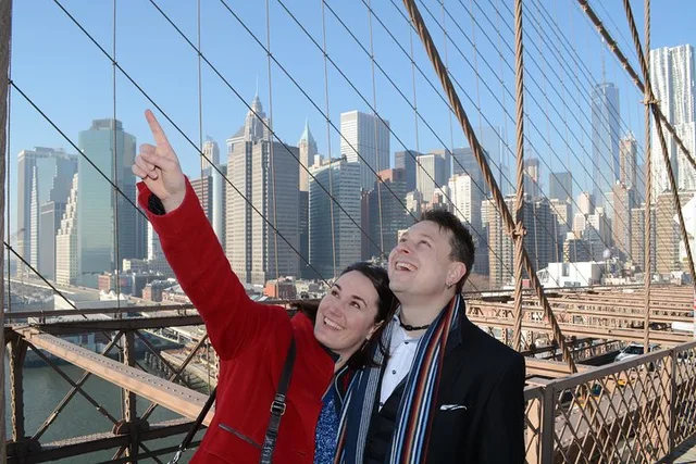 New York City Private Photoshoot and Walking Tour - Image 3