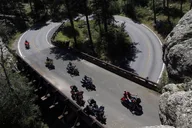 Mt Rushmore Tour with Crazy Horse and Needles thumbnail 3
