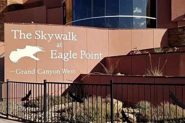Las Vegas Grand Canyon West Private Tour - Image 3