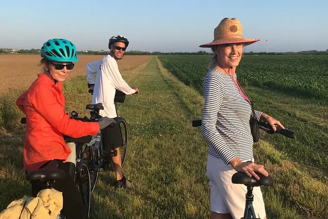 Sagaponack Electric Bike Tour at Sunset - Image 5