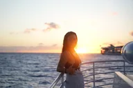 Waikiki Sunset Cruise thumbnail 1
