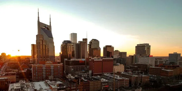 Nashville Family-Friendly Downtown Tour - Image 2