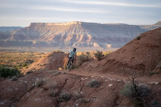 Zion Mountain Bike Tour - Image 5