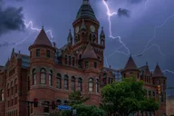 Dallas Haunted Pub Crawl thumbnail 2