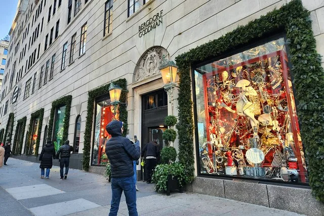 New York City Christmas Mystery Tour - Image 3