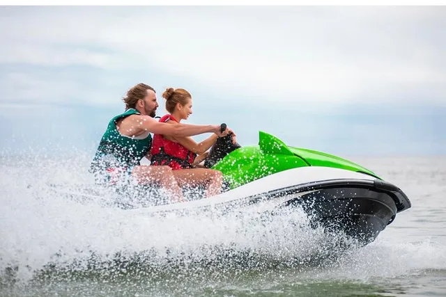 Destin PWC Rental in Emerald Waters - Image 2