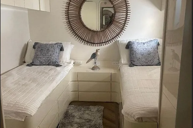 Long Beach Yacht Rental 4 hr - Image 4