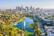 Los Angeles City Center to LAX Transfer thumbnail 3