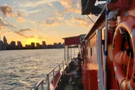 Chicago Fireboat River and Lake Cruise thumbnail 3