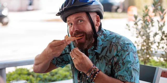 Miami Beach Bike and Food Tour - Image 1
