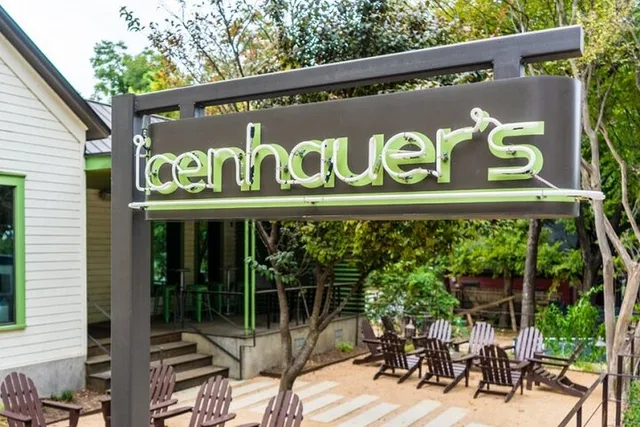 Austin Bar Scavenger Hunt on Rainey Street - Image 4