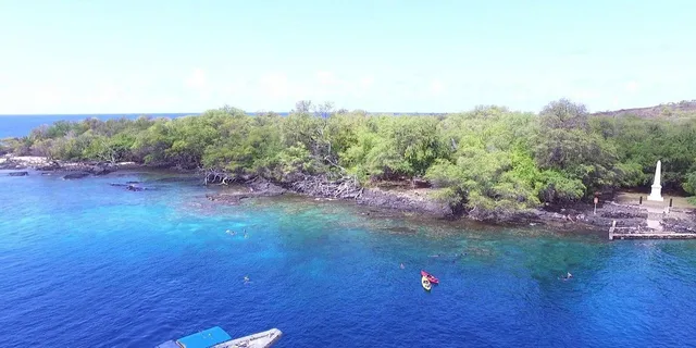 Kailua-Kona Snorkel Cruise in Kealakekua Bay - Image 1