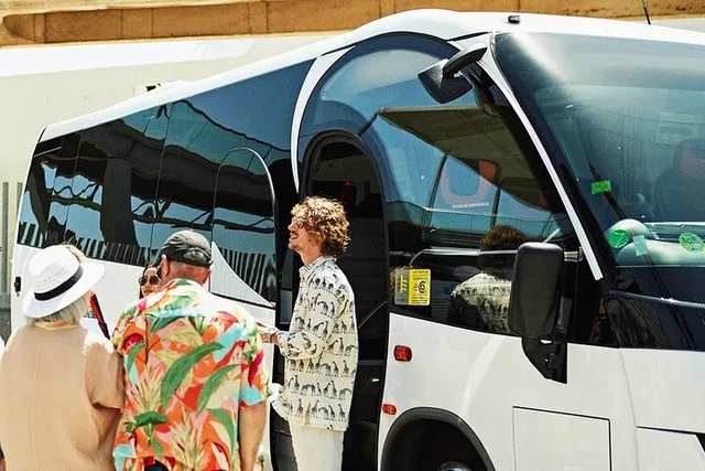Orlando Private Vehicle Transfer to Disney Resort - Image 4