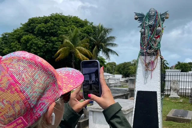 Key West Cemetery Self-Guided Tour - Image 3