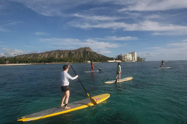 Waikiki Stand Up Paddle Group Lesson with Shuttle - Image 1