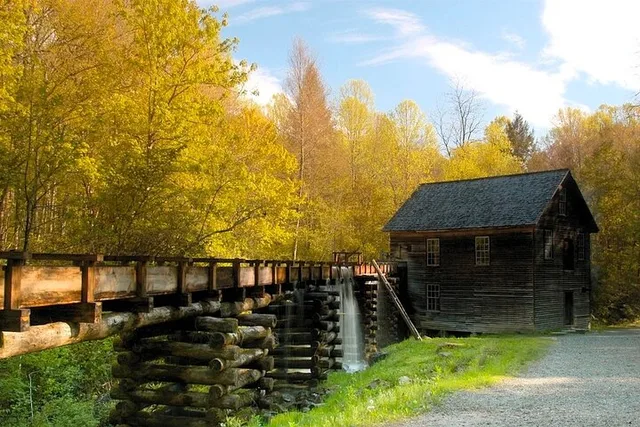 Great Smoky Mountains National Park Driving Tour - Image 4