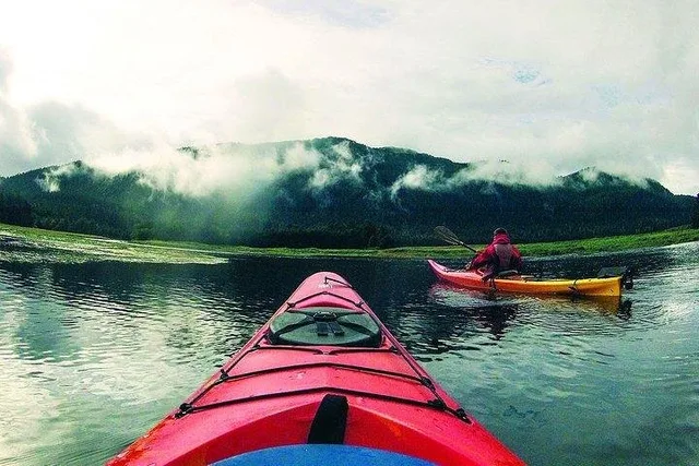 Juneau Mendenhall Glacier Sea Kayaking 3.5 Hr - Image 5