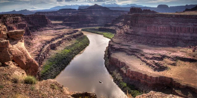 Moab Calm Water Cruise on Colorado River - Image 2