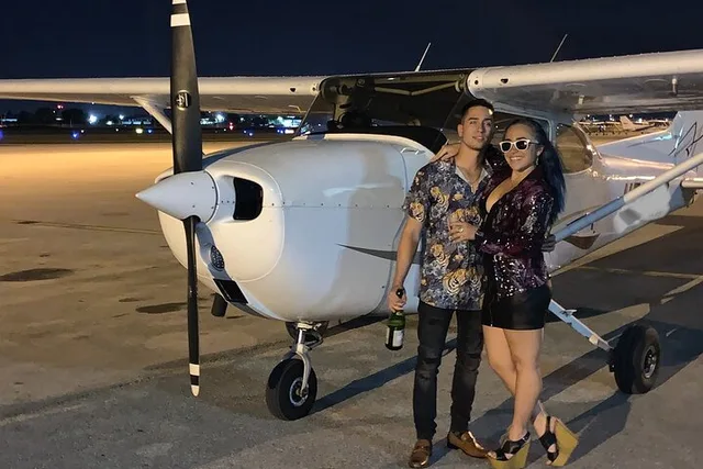 Miami Romantic Air Tour with Champagne 60 Min - Image 3