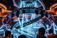 Las Vegas Club Crawl with Party Bus thumbnail 1