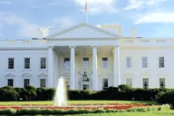Washington DC City Tour with Seasonal Boat Cruise thumbnail 6