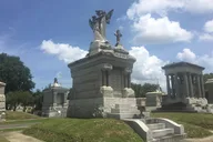 New Orleans Metairie Cemetery Walking Tour thumbnail 6