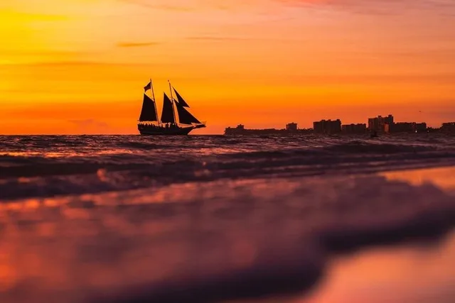 St. Petersburg Sunset Sailing Experience - Image 2