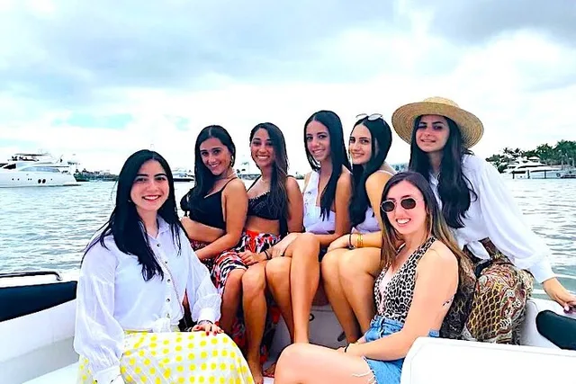 Miami Private Boat Rental with Captain - Image 4
