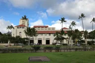 Honolulu Walking Tour for Couples 2 hr thumbnail 5