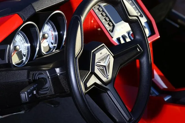 Maui Polaris Slingshot Rental Full-Day - Image 4