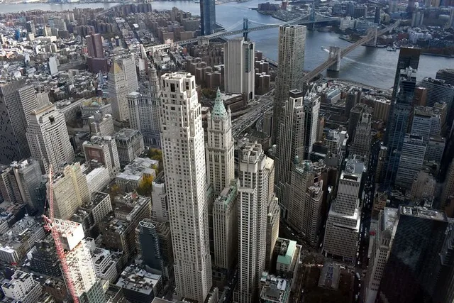 New York City Financial District Walking Tour - Image 2