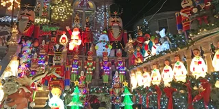 Brooklyn Dyker Heights Christmas Lights Walking Tour
