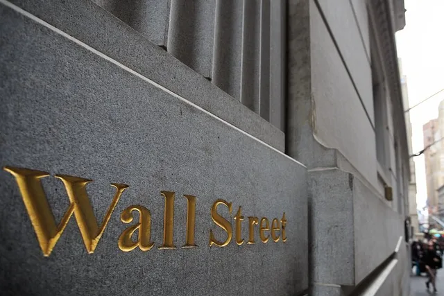 New York City Wall Street Insider Tour 75 Min - Image 1