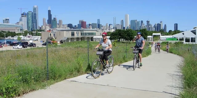 Chicago Bike Rental - Image 1
