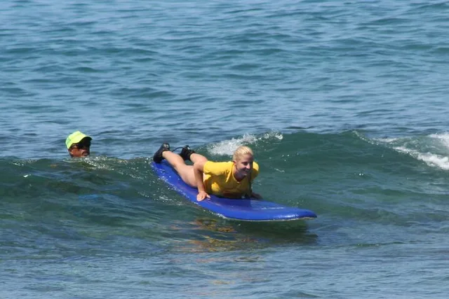 Po'ipu Surf Lesson - Image 1